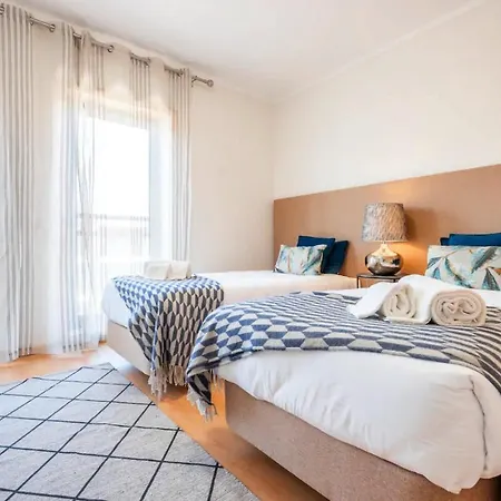 ★ Oceanfront: Luxury Breathtaking Views And Pool ★ Apartment Olhao